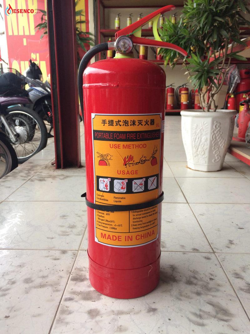 Phun bọt Foam giúp làm lạnh và giảm đám cháy