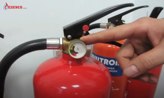 Cách nhận biết bình chữa cháy còn hay hết bằng đồng hồ đo áp suất