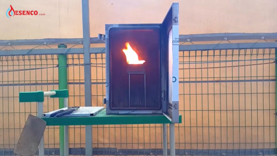 Khi có lửa cháy trong tủ điện